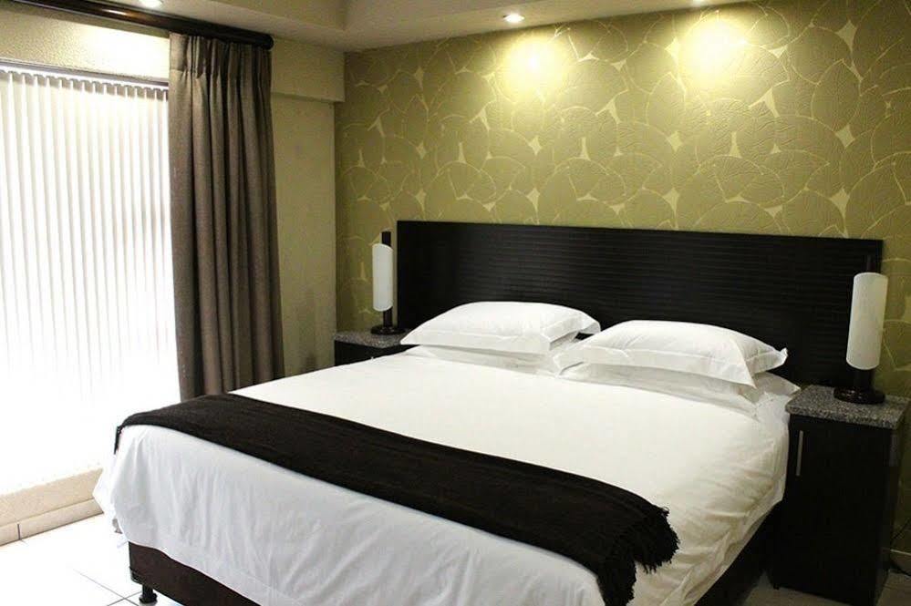 Desroches Hotel Маргит Экстерьер фото